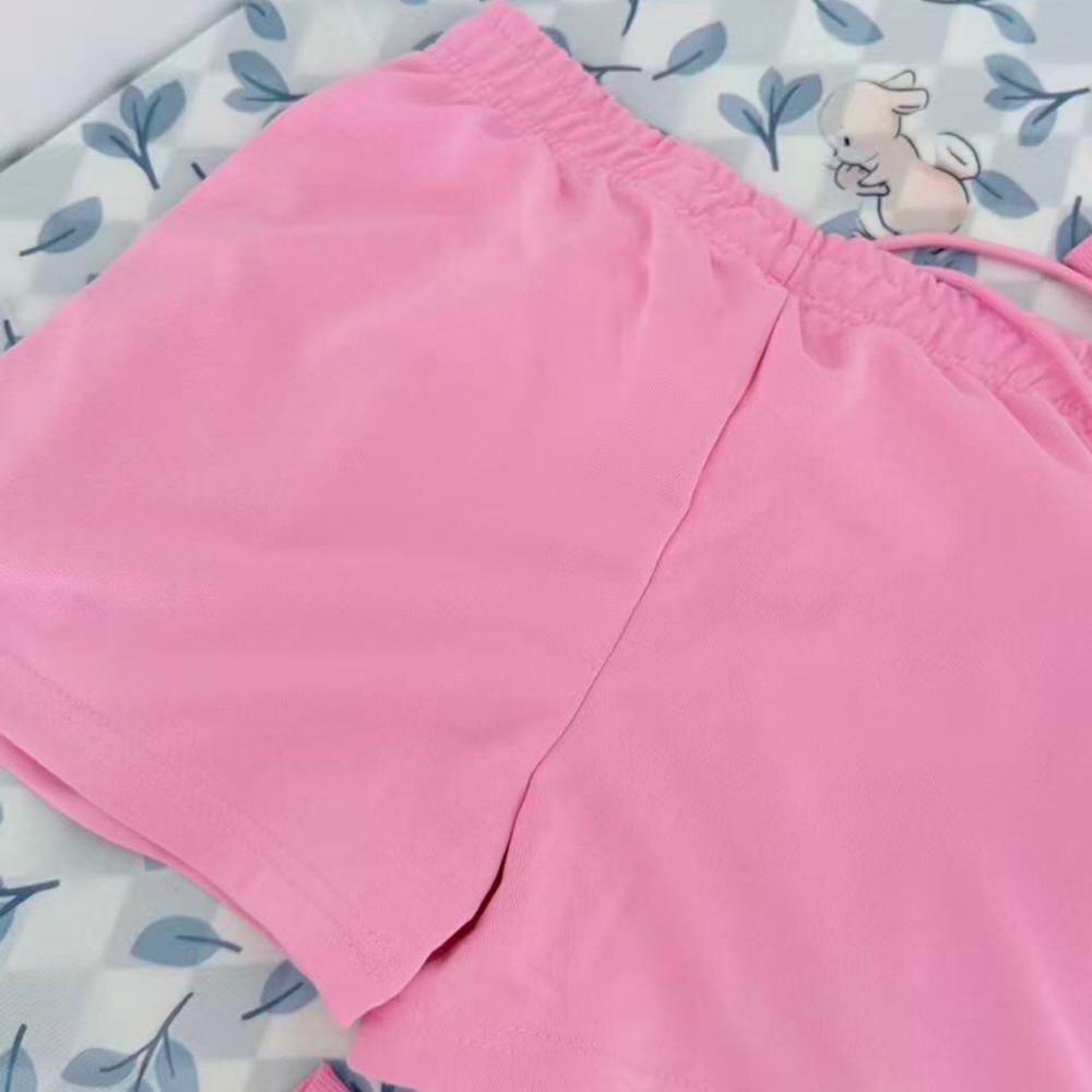 alo yoga yoga Pastel Pink Relaxed Fit Loungewear Set - Picture 4 of 6
